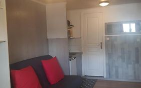 STUDIO ENTRE PARIS et DISNEY 1